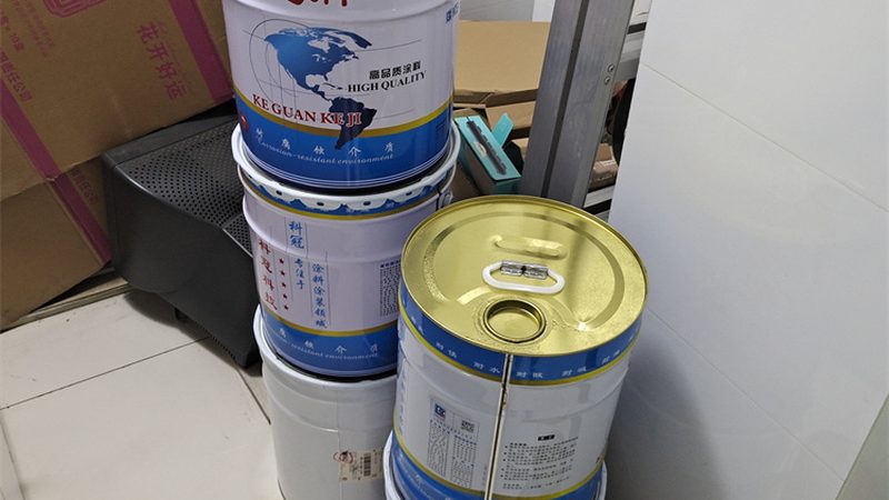 选择工业涂料代理品牌时，首先要关注产品的性能。以下是一些关键性能指标：